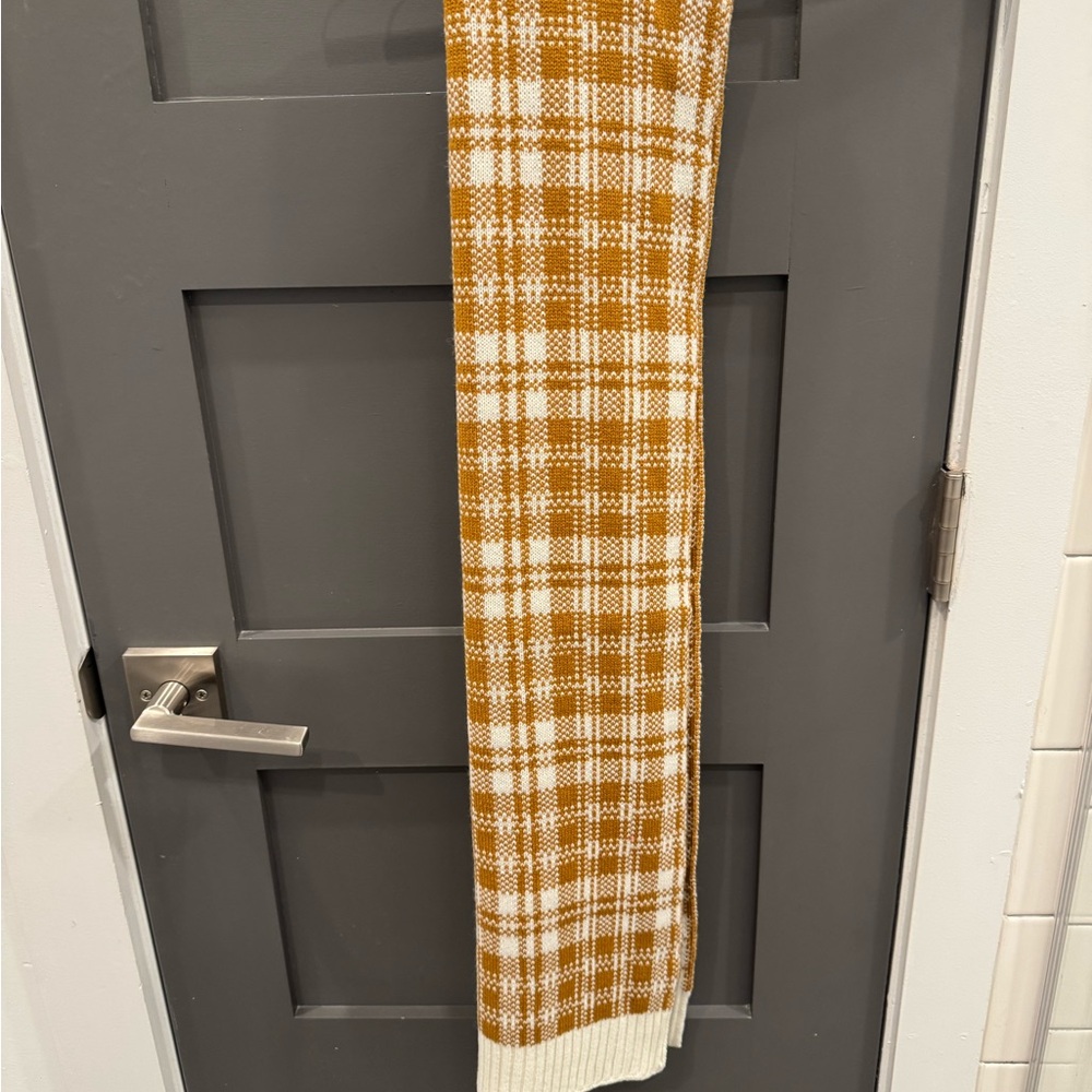Plaid Knit Timberland Scarf in Mustard and White